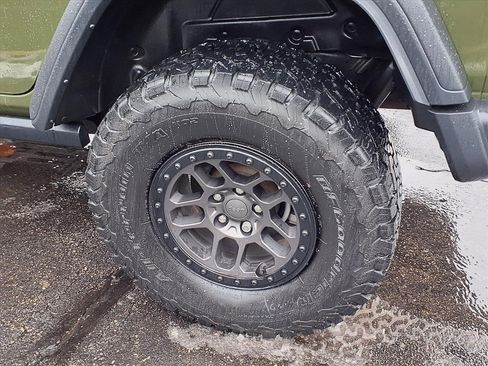 Used 2021 Jeep Wrangler Unlimited Rubicon w/ Xtreme Recon 35" Tire Package image 25