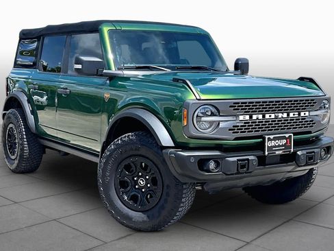 Used 2022 Ford Bronco Badlands AWD/4WD image 3