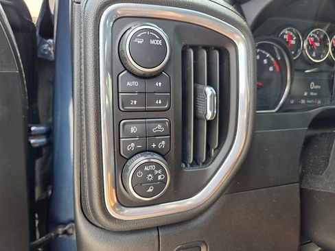 Used 2022 Chevrolet Silverado 1500 LTZ AWD/4WD image 22