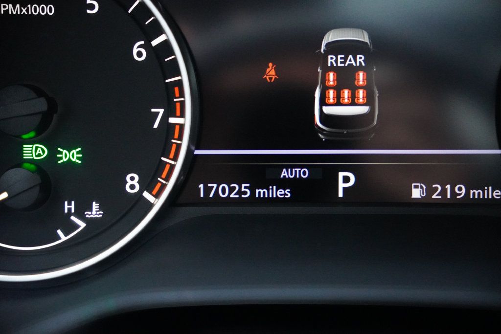 Used 2024 Nissan Pathfinder SL w/ SL Premium Package AWD/4WD image 37
