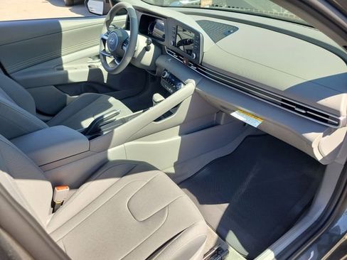 New 2026 Hyundai Elantra Sport image 17