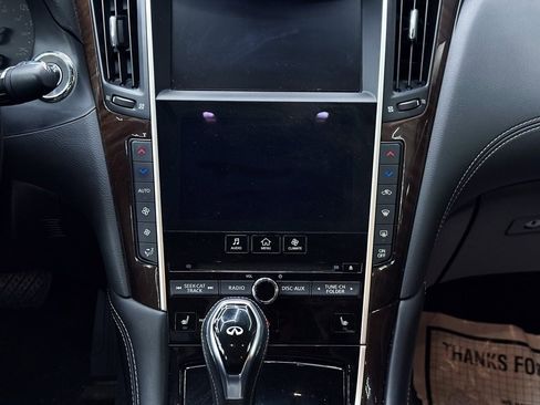 Used 2018 INFINITI Q50 Luxe w/ Essential Package (3.0T Luxe) image 25