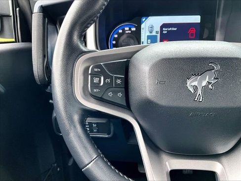 Used 2022 Ford Bronco Outer Banks AWD/4WD image 23