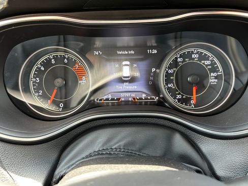 Used 2019 Jeep Cherokee Limited AWD/4WD image 29