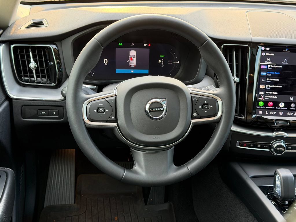 Used 2023 Volvo XC60 T8 Core AWD/4WD image 14