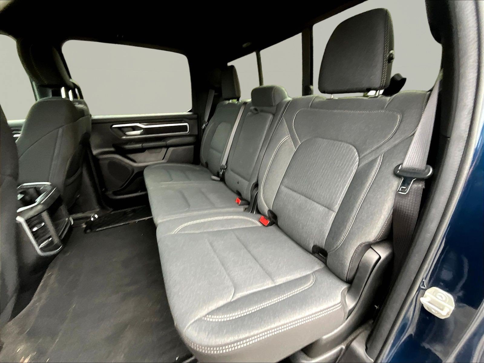 Used 2023 RAM 1500 Big Horn AWD/4WD image 23