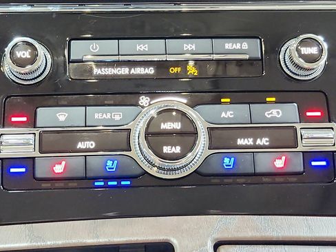 Used 2023 Lincoln Navigator L Reserve AWD/4WD image 36