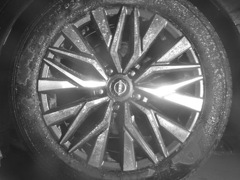 Used 2025 Nissan Altima 2.5 SV image 14