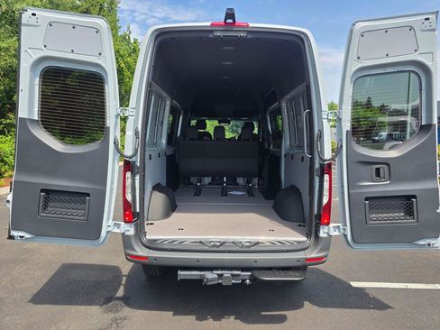 New 2026 Mercedes-Benz Sprinter 2500 image 17