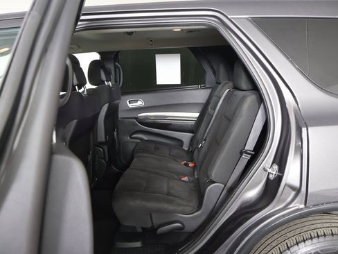 Used 2019 Dodge Durango SXT w/ 3rd Row Seating Group image 26