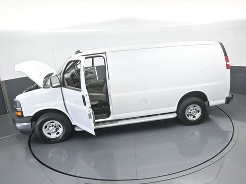 Used 2024 Chevrolet Express 2500 w/ Driver Convenience Package image 60