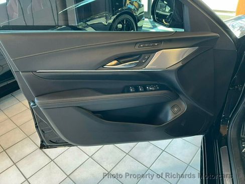 Used 2025 Cadillac CT4 V image 15