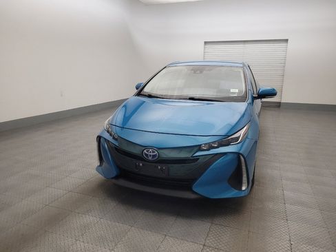 Used 2017 Toyota Prius Prime Plus w/ Carpet Mat Package FWD image 15
