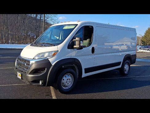 Used 2023 RAM ProMaster 2500 image 4