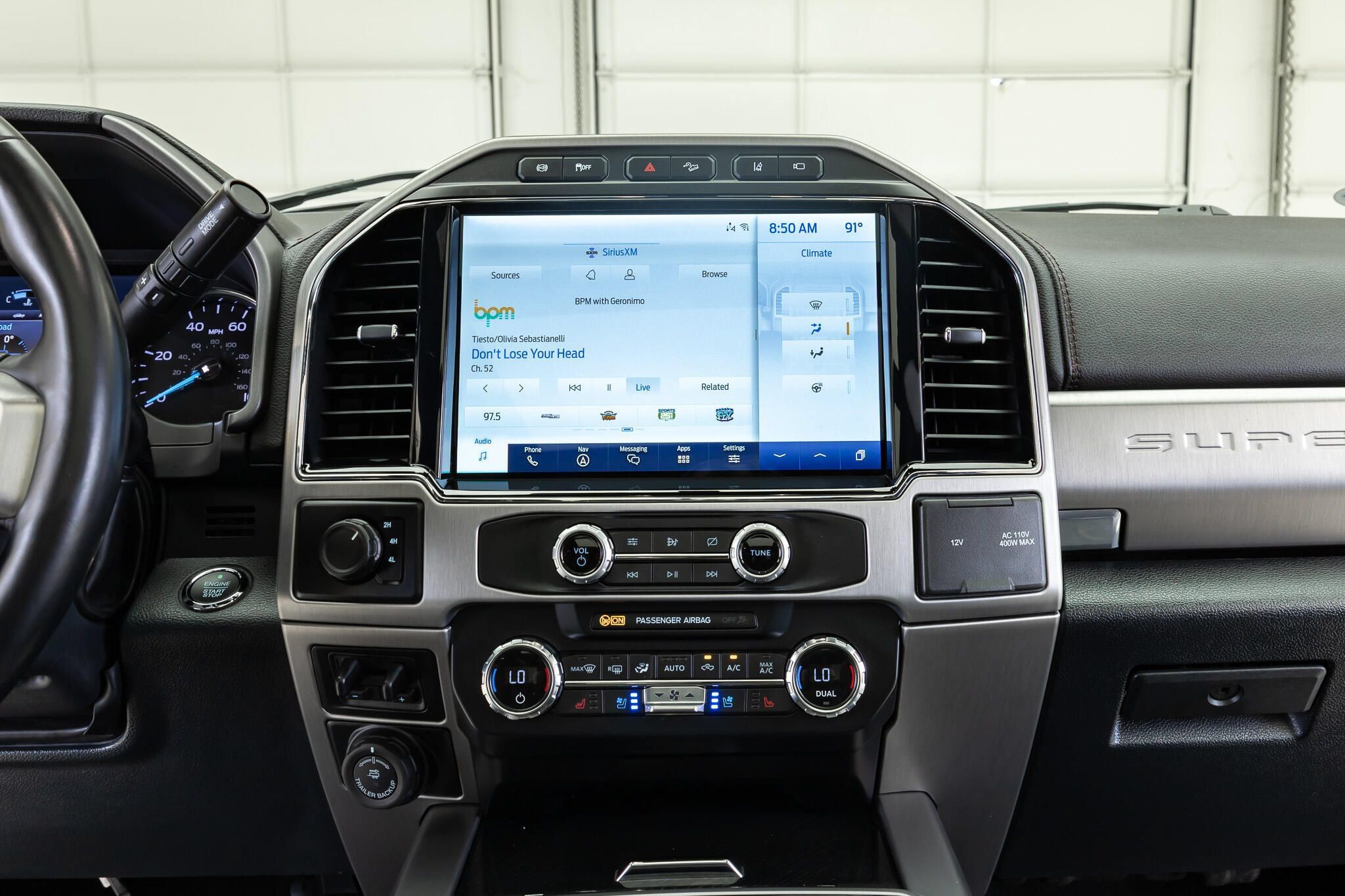 Used 2022 Ford F450 Platinum w/ FX4 Off-Road Package AWD/4WD image 22