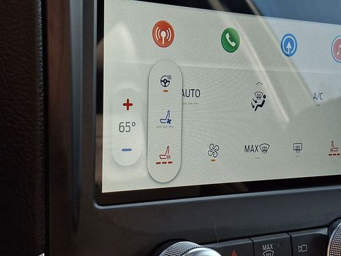 Certified 2024 Ford Edge ST w/ Equipment Group 401A image 25