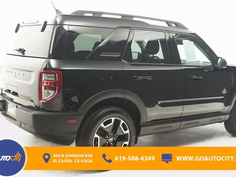 Used 2023 Ford Bronco Sport Outer Banks w/ Tech Package image 6