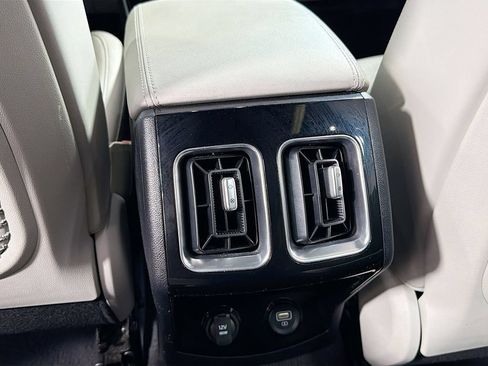 Used 2023 Kia Sorento SX FWD image 27
