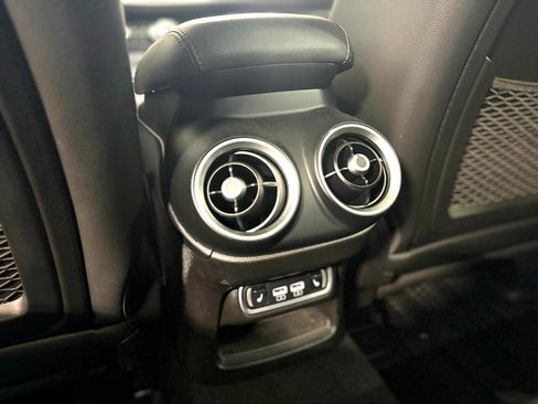 Used 2022 Alfa Romeo Stelvio Ti AWD/4WD image 14