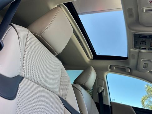 Used 2021 Lexus ES 350 w/ Accessory Package FWD image 24