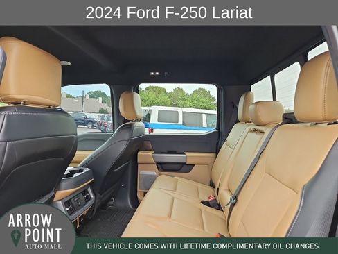 Used 2024 Ford F250 Lariat w/ Lariat Ultimate Package AWD/4WD image 18