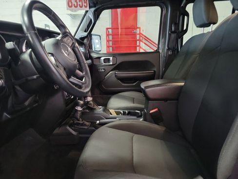 Used 2021 Jeep Wrangler Unlimited Sport AWD/4WD image 17
