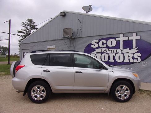 Used 2008 Toyota RAV4 4WD image 1