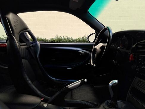 Used 2004 Porsche 911 GT3 image 43