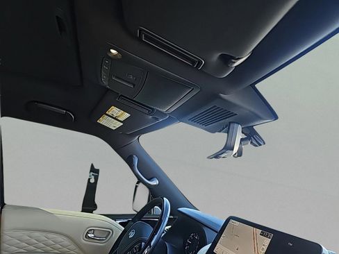 Used 2024 INFINITI QX80 Sensory w/ Cargo Package image 37