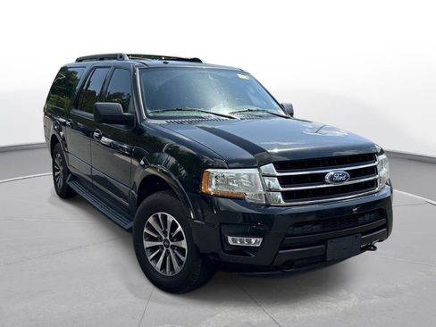 Used 2015 Ford Expedition EL XLT w/ Equipment Group 202A AWD/4WD image 4