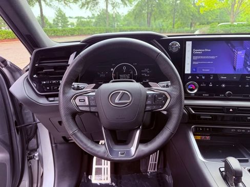 Certified 2025 Lexus TX 500h AWD w/ Technology Package image 20
