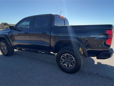 Certified 2024 Chevrolet Colorado ZR2 w/ ZR2 Convenience Package III image 6