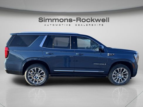 New 2026 GMC Yukon Denali w/ Denali Reserve Package image 8