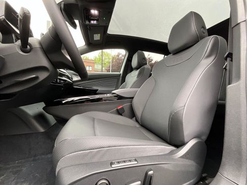 New 2026 Volkswagen ID.4 Pro S AWD/4WD image 11