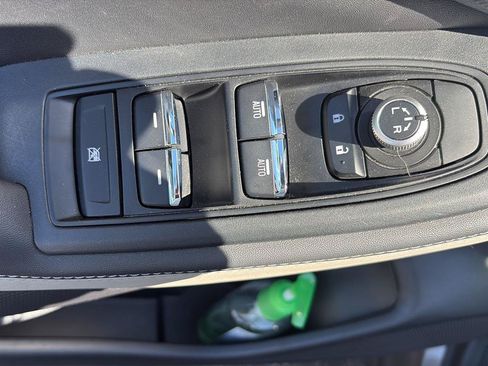 Used 2024 Subaru Forester Limited w/ Convenience Package AWD/4WD image 8
