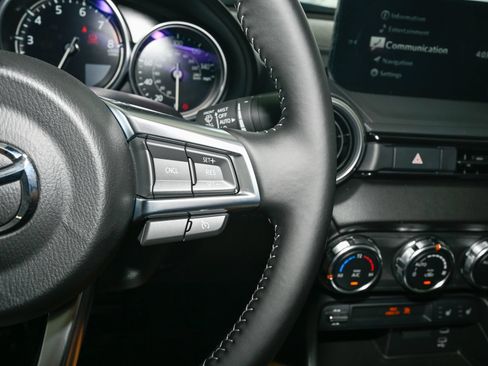 New 2026 MAZDA MX-5 Miata RF Grand Touring RWD image 25