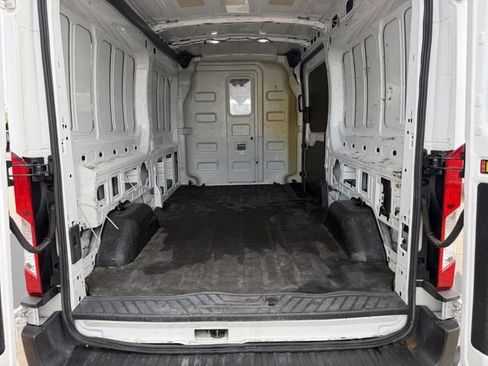 Used 2019 Ford Transit 250 148 Medium Roof image 17