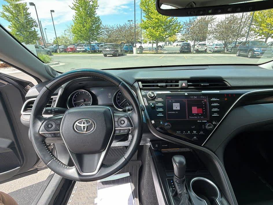 Used 2018 Toyota Camry XLE w/ Driver Assist Package FWD image 14