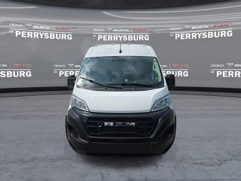 Used 2023 RAM ProMaster 2500 FWD image 3