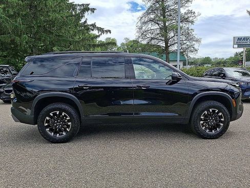 Used 2024 Chevrolet Traverse Z71 AWD/4WD image 8