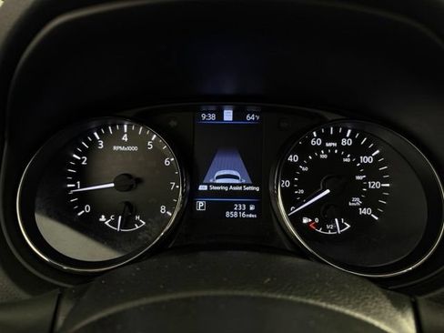 Used 2022 Nissan Rogue Sport SL w/ Premium Package FWD image 19