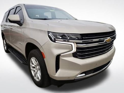 Used 2022 Chevrolet Tahoe LT image 2