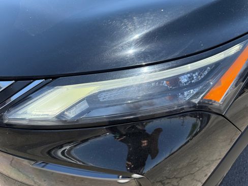 Used 2023 Nissan Rogue S FWD image 9