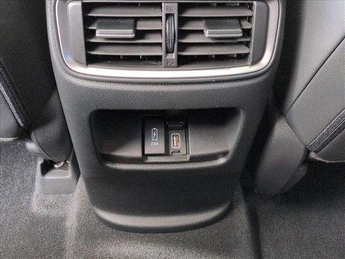 Used 2021 Honda CR-V Touring image 18