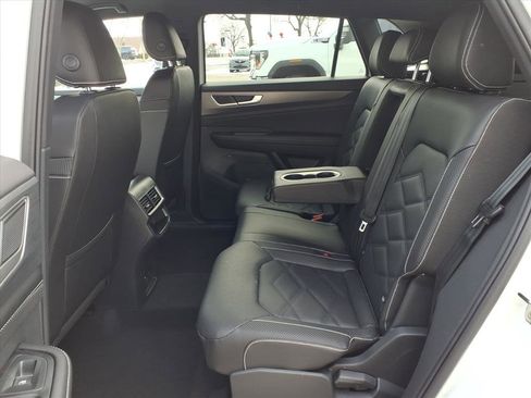 New 2026 Volkswagen Atlas Cross Sport SE AWD/4WD image 21