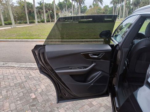 Used 2019 Audi Q8 Premium Plus AWD/4WD image 33