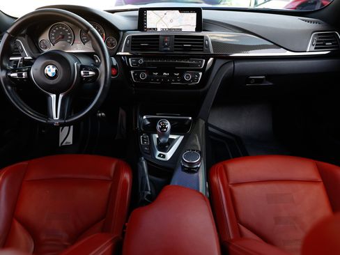 Used 2020 BMW M4 Coupe image 2