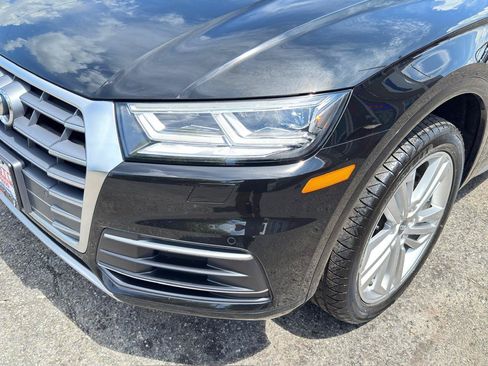 Used 2018 Audi Q5 2.0T Premium Plus w/ Premium Plus Package AWD/4WD image 10