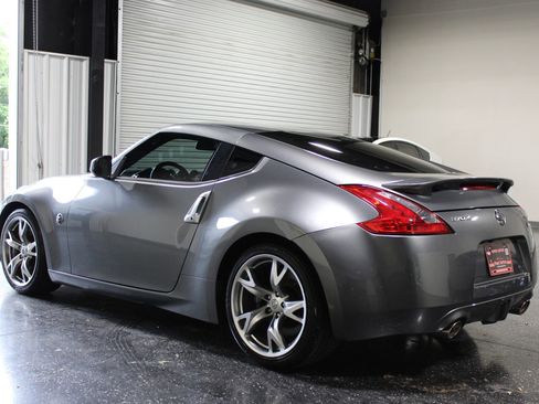 Used 2012 Nissan 370Z Coupe w/ Sport Pkg RWD image 6