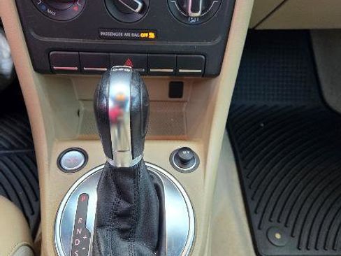 Used 2013 Volkswagen Beetle 2.0T image 13